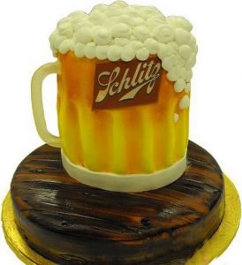Торт для мужчины на день рождения «Кружка Пива» на заказ в Москве