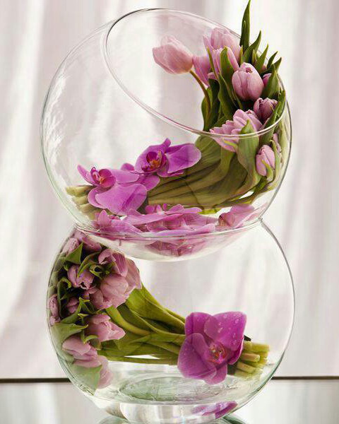 Цветы с вазой